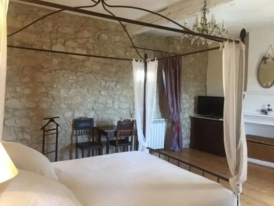 Deluxe Tek Büyük Yataklı Oda (Reine Margaux)