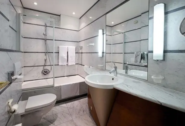 Comfort Tek Büyük veya İki Ayrı Yataklı Oda