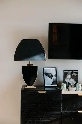 Deluxe Tek Büyük Yataklı Oda, Banyolu/Duşlu, Bahçe Manzaralı (Les artistes)