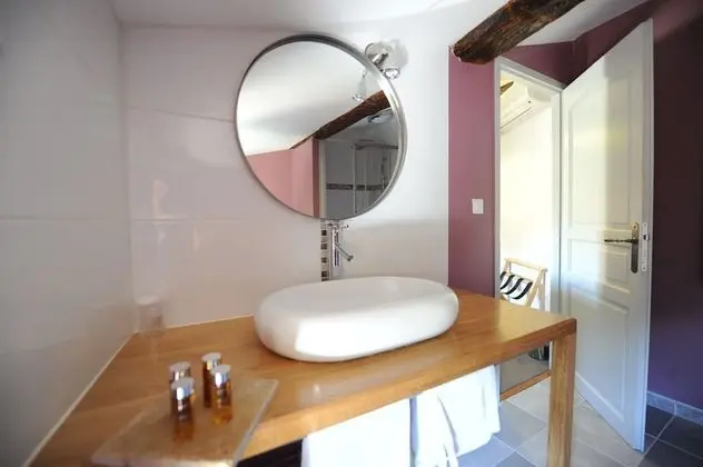 Deluxe Tek Büyük Yataklı Oda, 1 Büyük (Queen) Boy Yatak