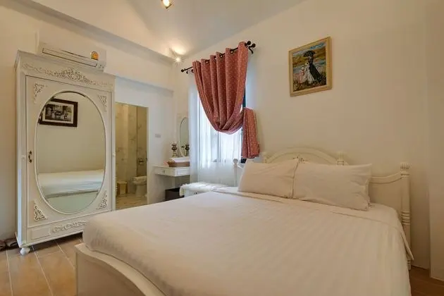 Three Bedroom French Cottage