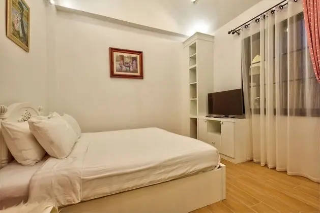 Three Bedroom French Cottage