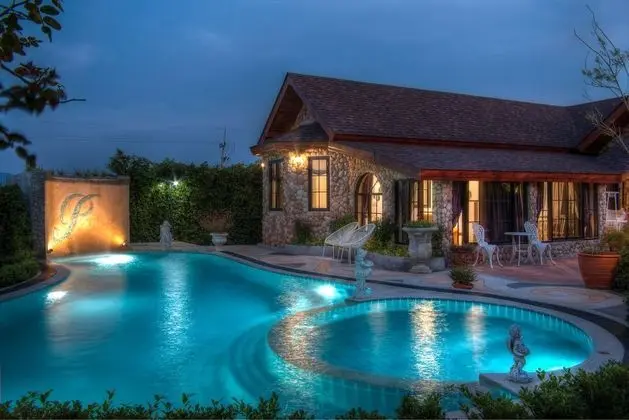 Three Bedroom French Cottage