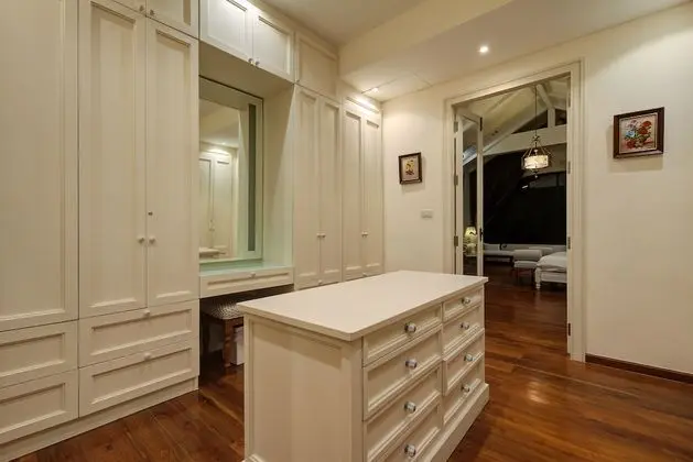 Three Bedroom French House
