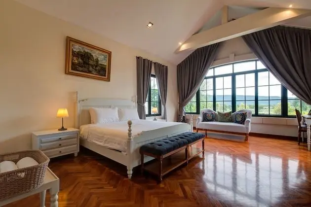Three Bedroom French House