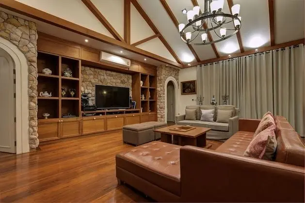 Three Bedroom French House