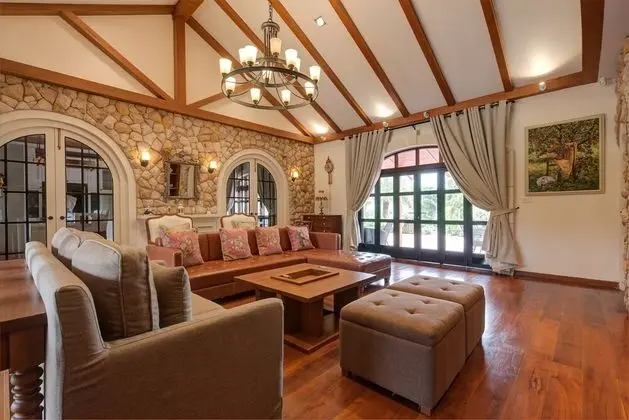 Three Bedroom French House