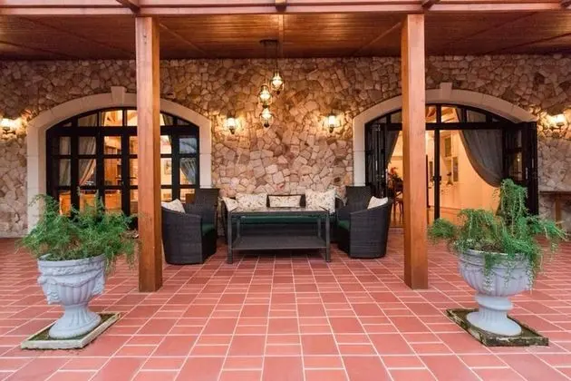 Three Bedroom French House