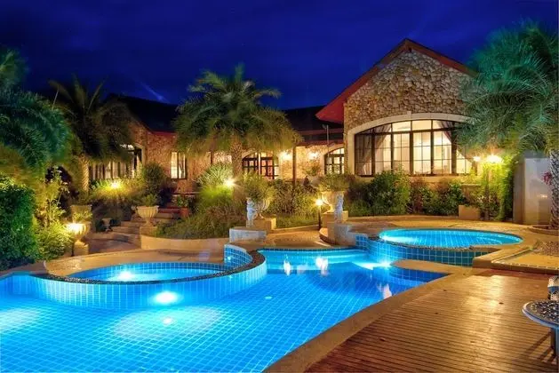 Three Bedroom French House