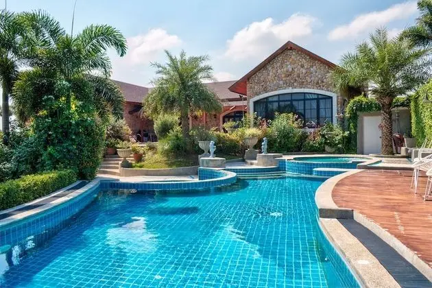 Three Bedroom French House