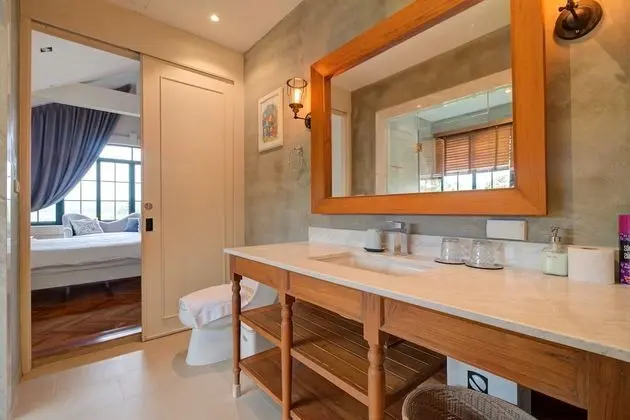 Three Bedroom French House
