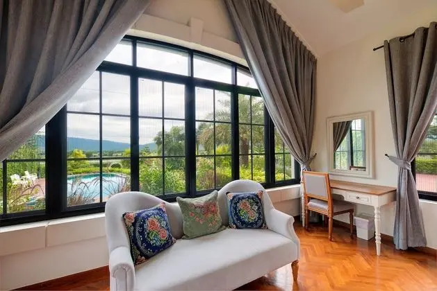 Three Bedroom French House