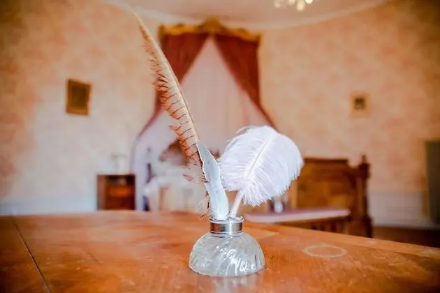 Romantic Tek Büyük Yataklı Oda