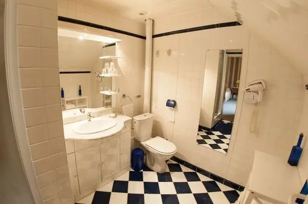 Comfort Üç Kişilik Oda, Bahçe Manzaralı