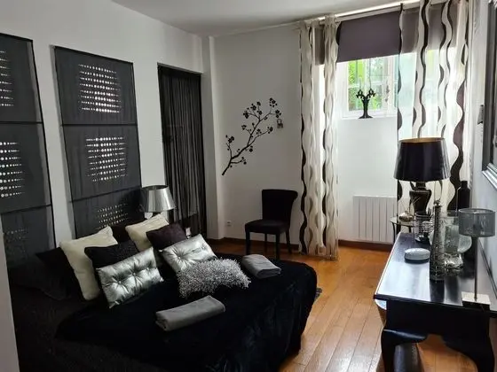 Luxury Oda (Barroque)