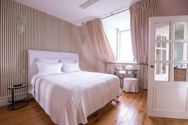 Deluxe Tek Büyük veya İki Ayrı Yataklı Oda