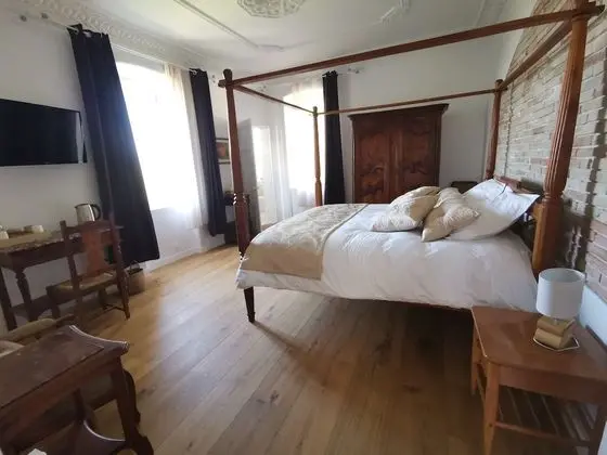 Grand Tek Büyük Yataklı Oda