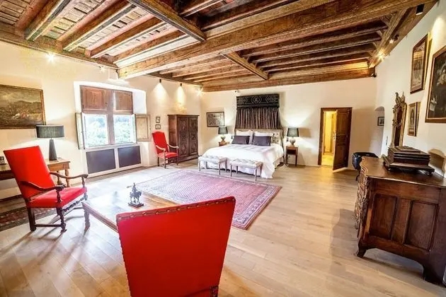 Family Dört Kişilik Oda (Suite Prince de la Tour d'Auvergne)
