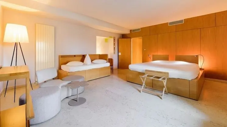 Junior Üç Kişilik Oda