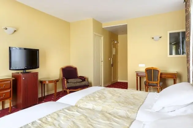 Luxury Tek Büyük Yataklı Oda