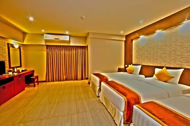 Deluxe Üç Kişilik Oda