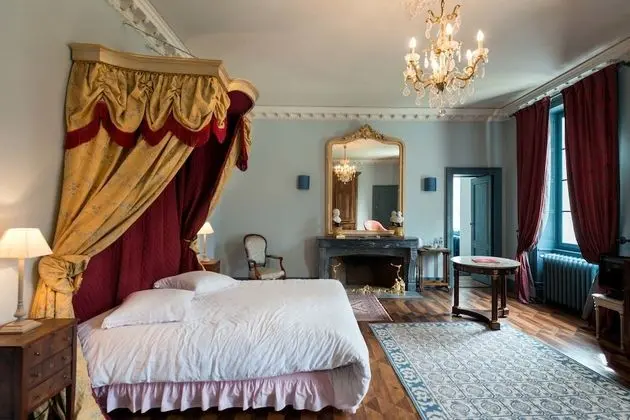 Ev, 6 Yatak Odası (Le Château)