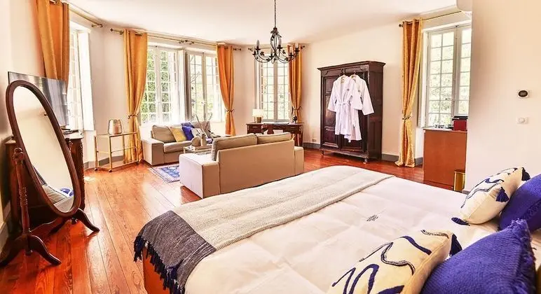 Deluxe Tek Büyük Yataklı Oda