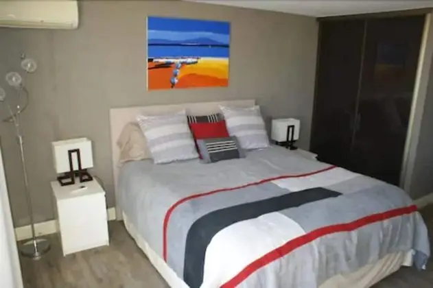 Superior Tek Büyük Yataklı Oda, Teras, Üzüm Asması Manzaralı