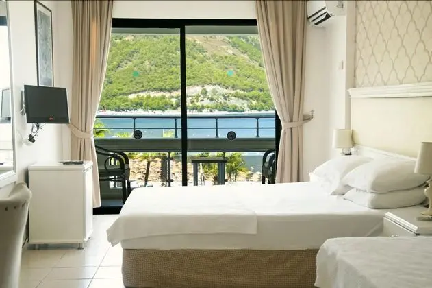 Standart Oda, Deniz Manzaralı, Balkonlu