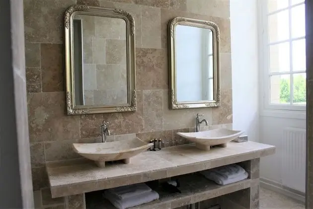 Conte Montmirail suite