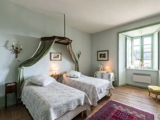 Comfort Tek Büyük veya İki Ayrı Yataklı Oda, Banyolu/Duşlu