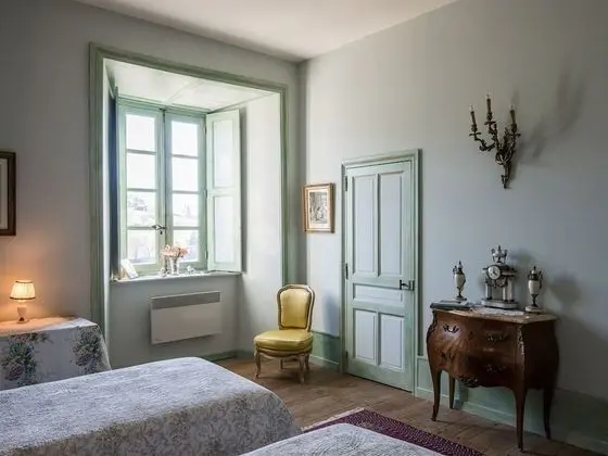 Comfort Tek Büyük veya İki Ayrı Yataklı Oda, Banyolu/Duşlu