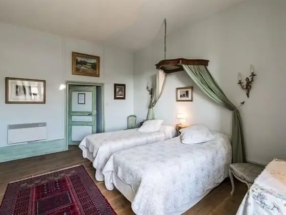 Comfort Tek Büyük veya İki Ayrı Yataklı Oda, Banyolu/Duşlu