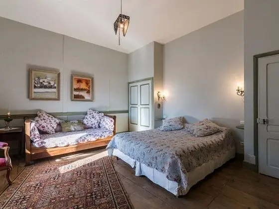 Comfort Üç Kişilik Oda, Banyolu/Duşlu, Bahçe Manzaralı