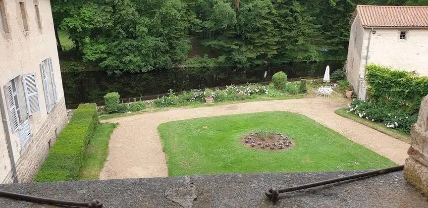 Tek Büyük Yataklı Oda, Bahçe Manzaralı (Sophie)