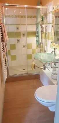 Tek Büyük Yataklı Oda, Bahçe Manzaralı (Sophie)