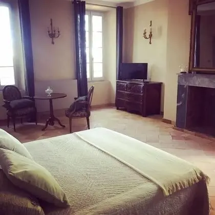 Tek Büyük Yataklı Oda (Grande chambre Provencale)