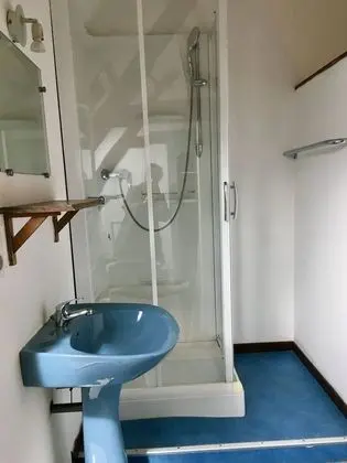 Superior Apart Daire, Banyolu/Duşlu, Bahçe Manzaralı