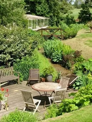 Superior Apart Daire, Banyolu/Duşlu, Bahçe Manzaralı