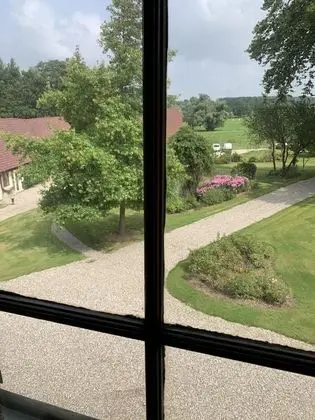 Superior Apart Daire, Banyolu/Duşlu, Bahçe Manzaralı