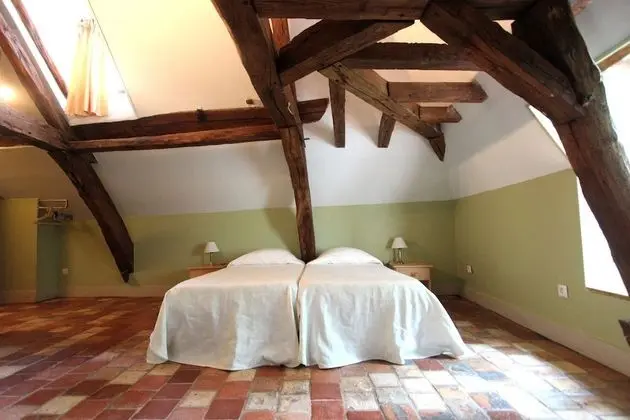 Standard Tek Büyük veya İki Ayrı Yataklı Oda