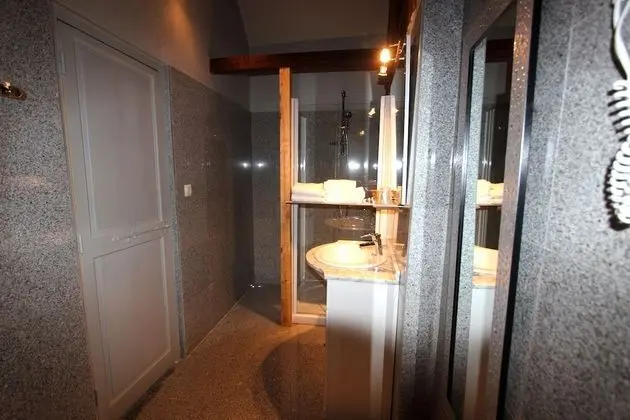 Standard Tek Büyük veya İki Ayrı Yataklı Oda