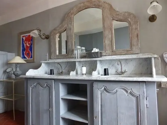 Tek Büyük Yataklı Oda, Özel Banyo (Picasso)