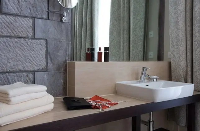 Deluxe Oda, 1 En Büyük (King) Boy Yatak, Şehir Manzaralı