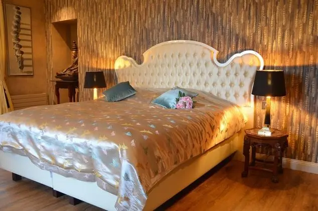 Luxury Tek Büyük veya İki Ayrı Yataklı Oda (Aida)
