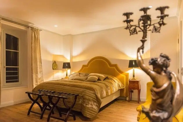 Luxury Tek Büyük veya İki Ayrı Yataklı Oda (Mucha)