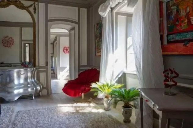 Süit (Que Linda)