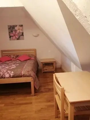 Comfort Tek Büyük Yataklı Oda (au 1 étage)