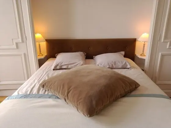 Luxury Tek Büyük Yataklı Oda, Banyolu/Duşlu (Clos du Frère Etienne	)