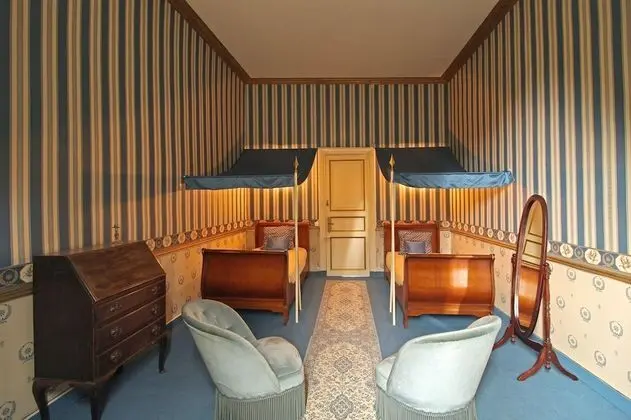 Romantic Tek Büyük Yataklı Oda